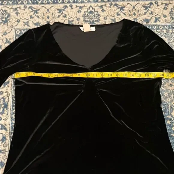 Vintage Nan Black Velour V-Neck Lace Sleeves Pullover Top Goth Emo Witchy - Picture 7 of 8